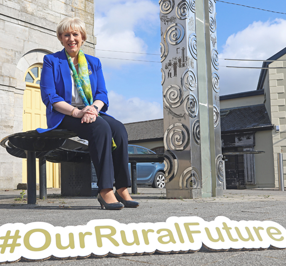 Minister Humphreys announces €500,000 for 10 community projects in Donegal